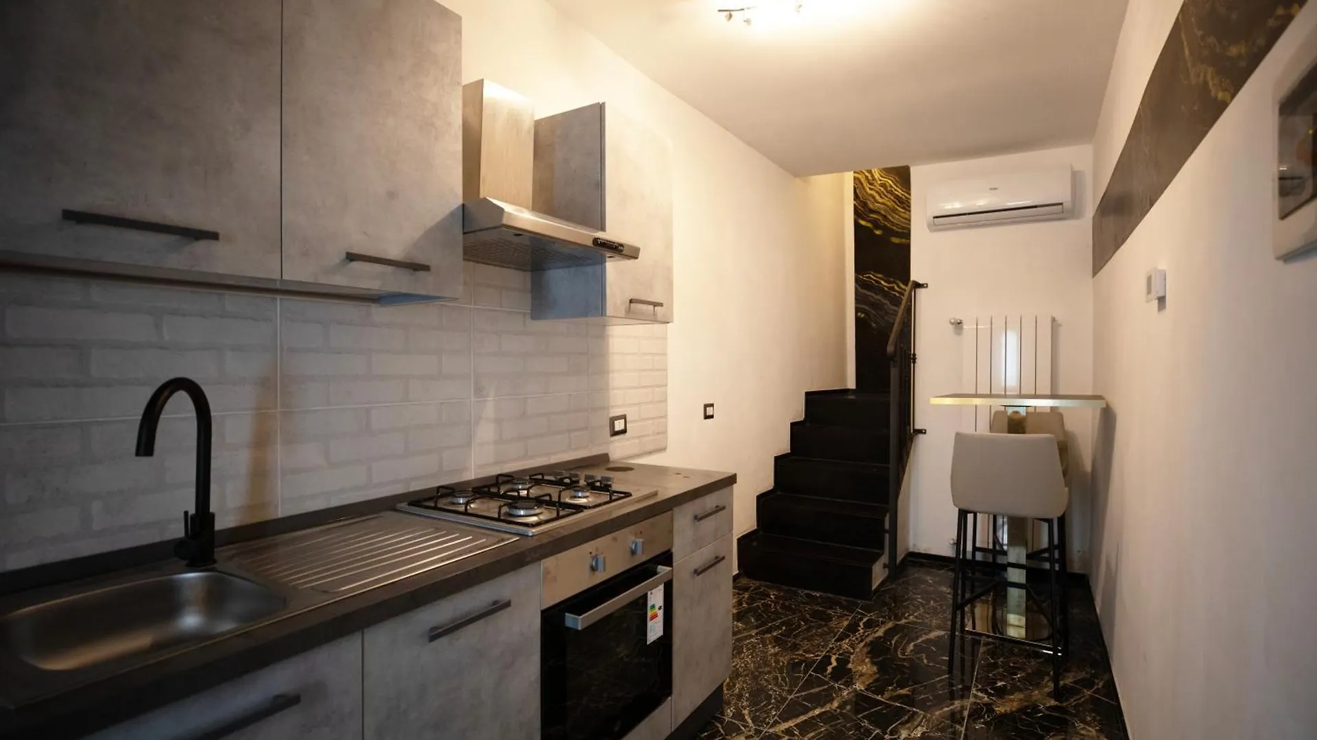 Suite Relax 1 Coazzano 0*,  Italy